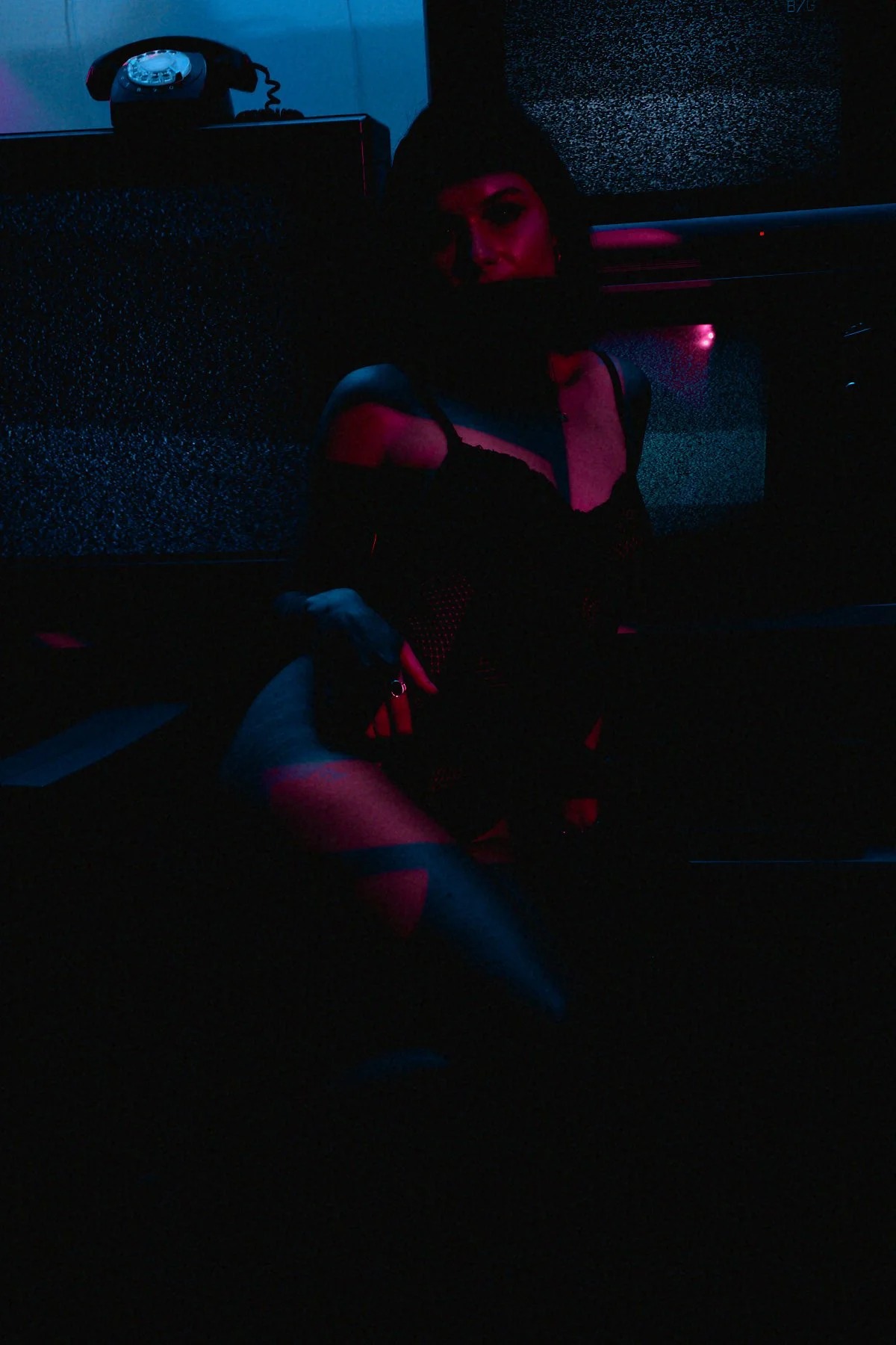 Saskia boudoir session — frame 15
